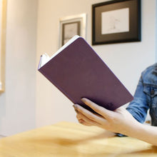 Libreta morada